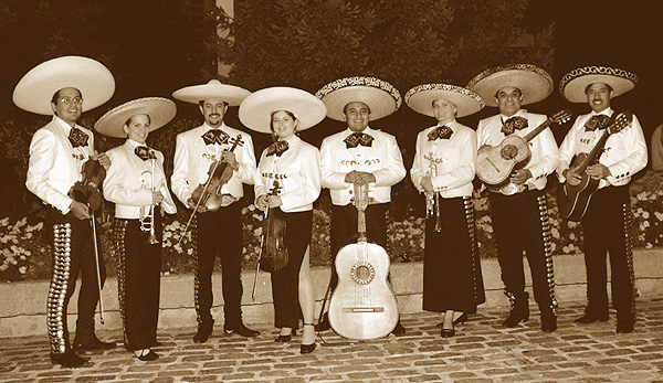 El mariachi fue acreditado ayer como Patrimonio Cultural Inmaterial de la Humanidad de manera oficial, cuando la presidenta de Conaculta, Consuelo Sáizar