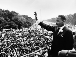 El Día de Martin Luther King es fiesta federal en Estados Unidos y se conmemora todos los años en el tercer lunes de enero. Los ideales de este pastor estadounidense hoy día se reflejan en millones de personas perseguidas por su condición de inmigrantes indocumentados en la nación norteamericana