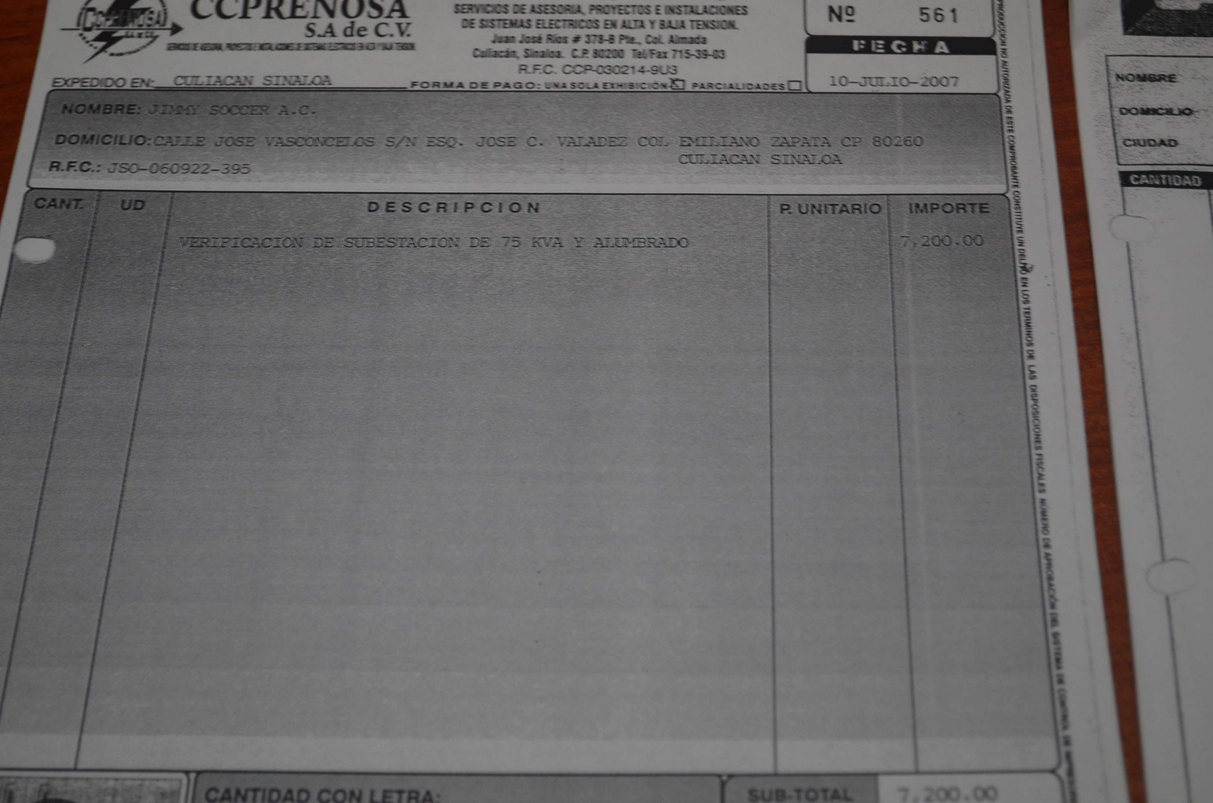 Copia de factura original utilizada durante el caso de Jimmy Ruiz. Foto: Gabriela Sánchez. 
