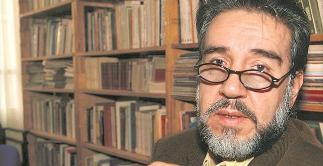 Muere el escritor Guillermo Samperio